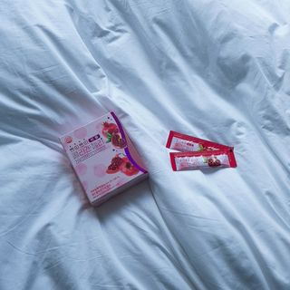 헬스업_쁘띠쁘띠석류콜라겐젤리_20g x 14포 — 5점을 준 리뷰어가 2021년 3월 올린 사용 사진