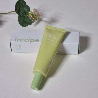 아이레시피 마일드시카 브라이트닝 업 선스크린 SPF50+ PA++++ — 5점을 준 리뷰어가 2023년 6월 올린 사용 사진
