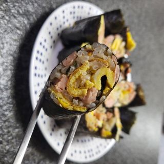 해풀잎 누구나 김밥*1ea [(혼합야채 35g *1ea,  김밥김 (5g, 5ea),  양념간장 (6g, 5ea), 참기름(5g, 2ea)] — 5점을 준 리뷰어가 2022년 8월 올린 사용 사진