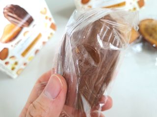 [메종콜리브리] 프랑스 마들렌 메종콜리브리 헤이즐넛 마들렌 2팩 — 5점을 준 리뷰어가 2021년 12월 올린 사용 사진