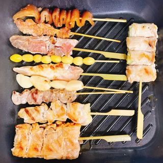 [다물꼬치] 모듬꼬치 10개 +데리야끼소스120g+매운고추소스120g — 4.5점을 준 리뷰어가 2021년 11월 올린 사용 사진