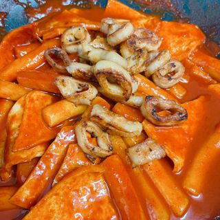 [앤더미트]더 불맛 직화 막창 매콤 떡볶이 1팩 (640g) — 5점을 준 리뷰어가 2022년 5월 올린 사용 사진