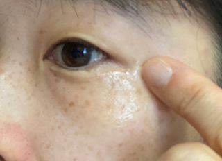 [NEW 탄력유턴 아이크림] AHC 유스 래스팅 리얼 아이크림 포 페이스 — 5점을 준 리뷰어가 2021년 3월 올린 사용 사진