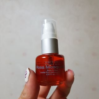 유니베르소 로즈힙 오일 15ml — 4.5점을 준 리뷰어가 2021년 4월 올린 사용 사진