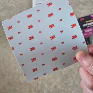 나우[3M] 스카치 고내열 블랙박스 양면테이프 + 외장용 강력테이프 — 5점을 준 리뷰어가 2024년 7월 올린 사용 사진