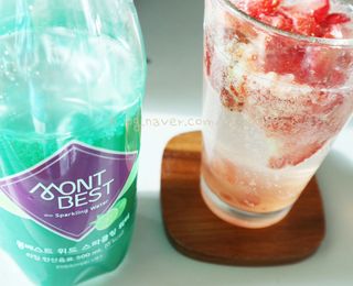 몽베스트 Montbest with Sparkling water Lime20병 — 5점을 준 리뷰어가 2023년 3월 올린 사용 사진