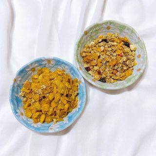 씨알푸드 씨알로 그래놀라 2종 후르츠+크랜베리 아몬드 — 5점을 준 리뷰어가 2022년 7월 올린 사용 사진