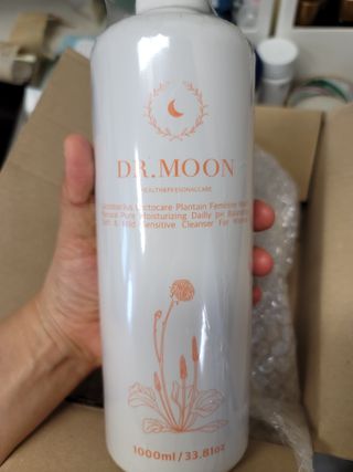 프리[닥터문] 유산균 락토케어 질경초 여성청결제 1000ml (젤타입) — 5점을 준 리뷰어가 2022년 5월 올린 사용 사진