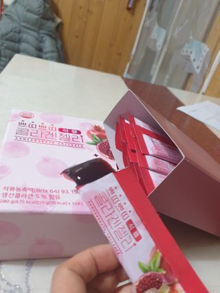 헬스업_쁘띠쁘띠석류콜라겐젤리_20g x 14포 — 5점을 준 리뷰어가 2021년 3월 올린 사용 사진