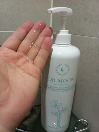 [닥터문] 센텔라 시카케어 화이트머스크 바디워시 1000ml — 5점을 준 리뷰어가 2023년 7월 올린 사용 사진