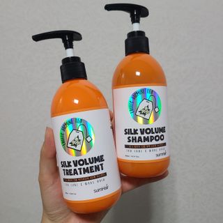 썸헤어 / SUMHAIR 썸헤어 실크 볼륨 샴푸+트리트먼트 프룻자스민티 — 5점을 준 리뷰어가 2021년 7월 올린 사용 사진