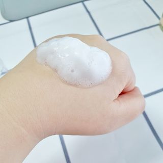 풀무원 브리엔 엔젤리카 허브 브라이트닝 클렌저+전용펌프 — 5점을 준 리뷰어가 2021년 3월 올린 사용 사진