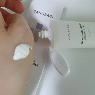 바노바기 코스메틱 바노바기 밀크씨슬 리페어 시카 선스크린 플러스 50ml — 5점을 준 리뷰어가 2023년 3월 올린 사용 사진