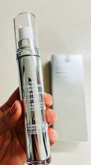 [지투셀] 얼티메이트 리바이벌 아이 크림 — 5점을 준 리뷰어가 2024년 1월 올린 사용 사진