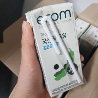 이롬 erom 황성주박사의 국산콩 두유 검은콩 고칼슘 — 5점을 준 리뷰어가 2020년 12월 올린 사용 사진