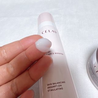 프리마인 바르기만 하면 철벽 스킨케어+24시간 마스크팩 효과. 셀라브 리제너레이팅 시스템 부스터+크림 세트 — 4.5점을 준 리뷰어가 2023년 4월 올린 사용 사진