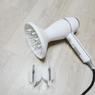 에프에이치아이코리아 마르세이유 사이클론 드라이기 — 4.5점을 준 리뷰어가 2021년 6월 올린 사용 사진