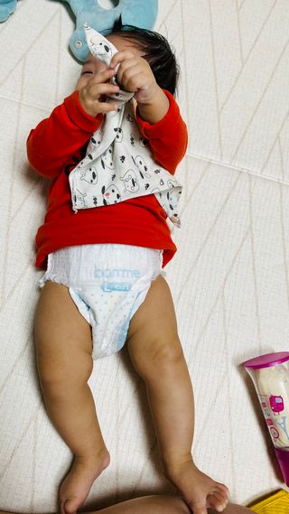 오브맘 밤 프리미엄 아기 기저귀 팬티형 밴드형 — 5점을 준 리뷰어가 2021년 1월 올린 사용 사진