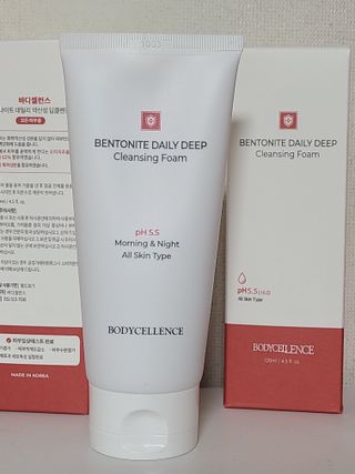 바디셀런스 벤토나이트 데일리 약산성 딥클렌징폼 120ml — 4.5점을 준 리뷰어가 2021년 12월 올린 사용 사진