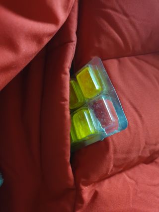 마요라 히말라야 솔트 캔디 2종-페퍼민트 맛, 라임민트 맛 — 4점을 준 리뷰어가 2022년 12월 올린 사용 사진
