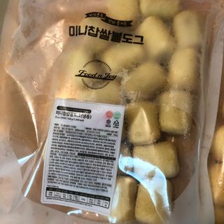 Dog&Ball 독앤볼 [Dog&Ball] 미니찹쌀볼도그 찹쌀치즈볼 — 5점을 준 리뷰어가 2021년 9월 올린 사용 사진
