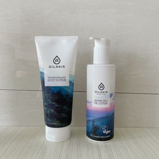 오일아리아 뉴트리 모이스처라이징 세사미 씨드 오일로션 & 데일리 디톡스 세사미 그라운즈 바디스크럽 — 5점을 준 리뷰어가 2023년 6월 올린 사용 사진