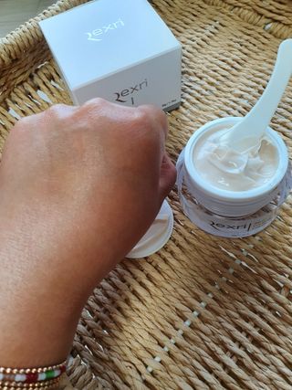렉스리 크리에이티브 크림  Rexri Creative Cream — 5점을 준 리뷰어가 2022년 6월 올린 사용 사진
