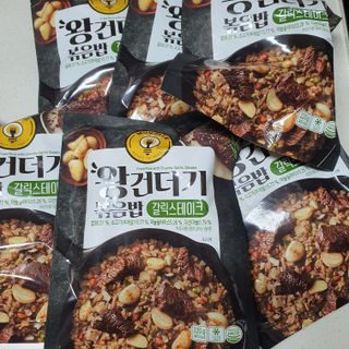 한성기업 무볼레 왕건더기 볶음밥 갈릭스테이크 — 5점을 준 리뷰어가 2021년 10월 올린 사용 사진
