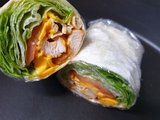 굽네몰 [굽네] 소스가 맛있는 닭가슴살 슬라이스 4종 — 5점을 준 리뷰어가 2021년 4월 올린 사용 사진