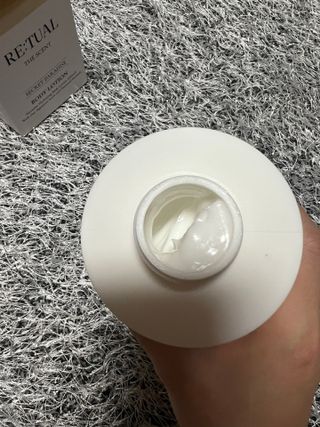 레츄얼 더 센트 바디로션 시크릿 파라다이스(500ml) — 5점을 준 리뷰어가 2022년 6월 올린 사용 사진