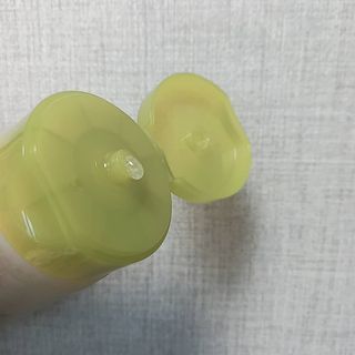 더마비 프레쉬 모이스처 스크럽 바디 워시 — 5점을 준 리뷰어가 2021년 4월 올린 사용 사진