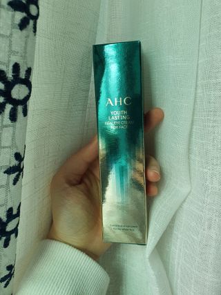 [NEW 탄력유턴 아이크림] AHC 유스 래스팅 리얼 아이크림 포 페이스 — 5점을 준 리뷰어가 2021년 3월 올린 사용 사진