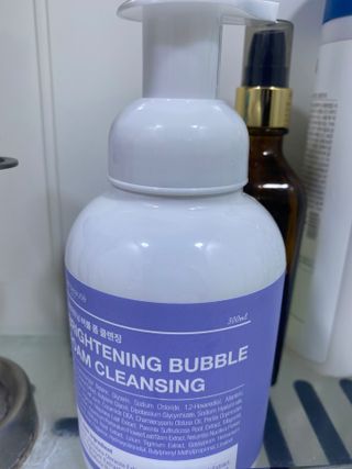 약손명가코스메틱 에오스보떼 브라이트닝 버블 폼 클렌징 300ml — 5점을 준 리뷰어가 2021년 12월 올린 사용 사진