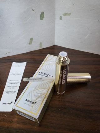 피부미 골드베릴 아이래쉬 앰플 10ml — 5점을 준 리뷰어가 2021년 10월 올린 사용 사진