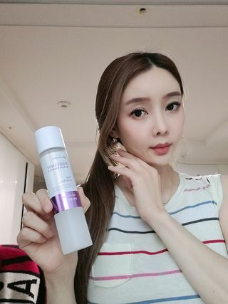 리더스코스메틱 리더스 퍼스트 샷 액티브 에센스 에이지 컨트롤 — 5점을 준 리뷰어가 2021년 11월 올린 사용 사진