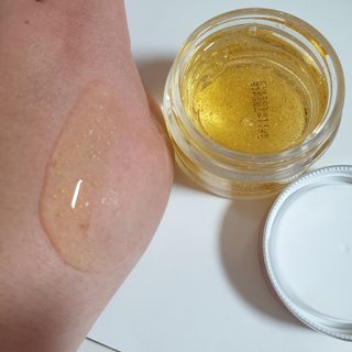 아이앤립 / EYENLIP 아이앤립 24K 골드 N 펩타이드 앰플 크림 — 4점을 준 리뷰어가 2021년 3월 올린 사용 사진