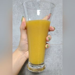 BLENDY'S 핑크 스무디+블론디 스무디 — 5점을 준 리뷰어가 2021년 10월 올린 사용 사진