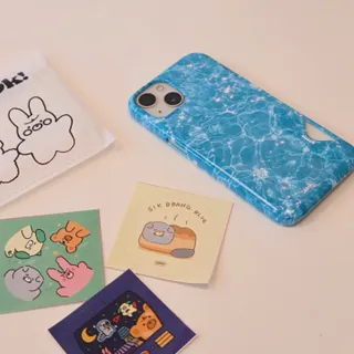 글루미즈 유기견후원 케이스 — 5점을 준 리뷰어가 2022년 8월 올린 사용 사진