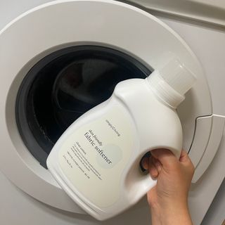 심플리오리빙 심플리오 스킨프렌들리 섬유유연제 2.5L — 5점을 준 리뷰어가 2022년 6월 올린 사용 사진