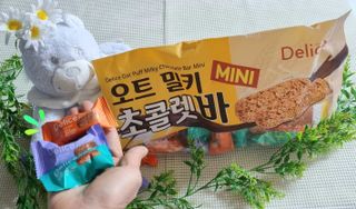 델리스 오트 밀키 초콜릿 바 — 5점을 준 리뷰어가 2022년 3월 올린 사용 사진