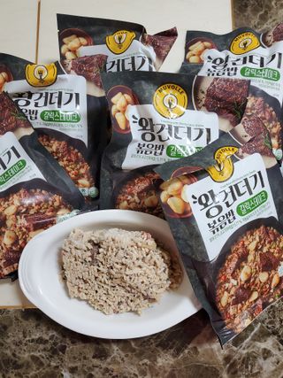 한성기업 무볼레 왕건더기 볶음밥 갈릭스테이크 — 3점을 준 리뷰어가 2021년 10월 올린 사용 사진