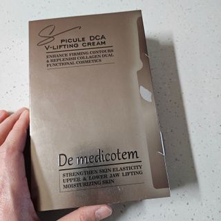 MF[더메디코템] 스피큘 DCA V리프팅 크림 — 4점을 준 리뷰어가 2024년 4월 올린 사용 사진