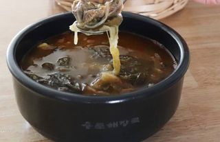 요리반상회 용문해장국 2팩 + 뚝배기 1개 — 3점을 준 리뷰어가 2021년 3월 올린 사용 사진