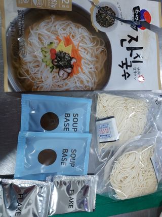 [한면원] 잔치국수 2인분 — 4점을 준 리뷰어가 2023년 3월 올린 사용 사진