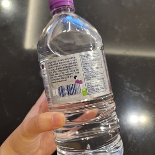 몽베스트 MONTBEST 1L 12입 — 5점을 준 리뷰어가 2022년 4월 올린 사용 사진