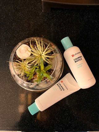 리더스코스메틱 리더스 카밍 바이오틱스 #1등 진정 기획세트 [에센스 워터150ml + 크림 마스크80ml] — 4.5점을 준 리뷰어가 2022년 9월 올린 사용 사진