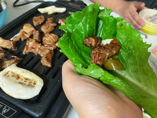 소담스퀘어 상암 통큰오리착한삼겹 1석3조수제양념돼지갈비 — 5점을 준 리뷰어가 2022년 12월 올린 사용 사진