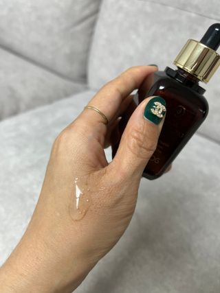 소담스퀘어 상암 솔포그 비타민 화이트닝 앰플 50ml 안티에이징 항산화 가미 잡티 트러블 세라마이드 — 5점을 준 리뷰어가 2022년 11월 올린 사용 사진
