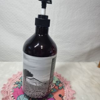 프로방스 프렌치 라벤더 샴푸 1,000ml — 5점을 준 리뷰어가 2021년 5월 올린 사용 사진