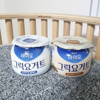 매일바이오 그릭요거트 오리지널 플레인 4개, 로스터리 커피믹스 4개 — 2점을 준 리뷰어가 2021년 12월 올린 사용 사진